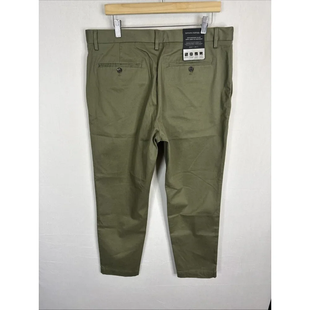NWT Banana Republic Rapid Movement‎ Chino 35x30 Mason Athletic Tapered Olive